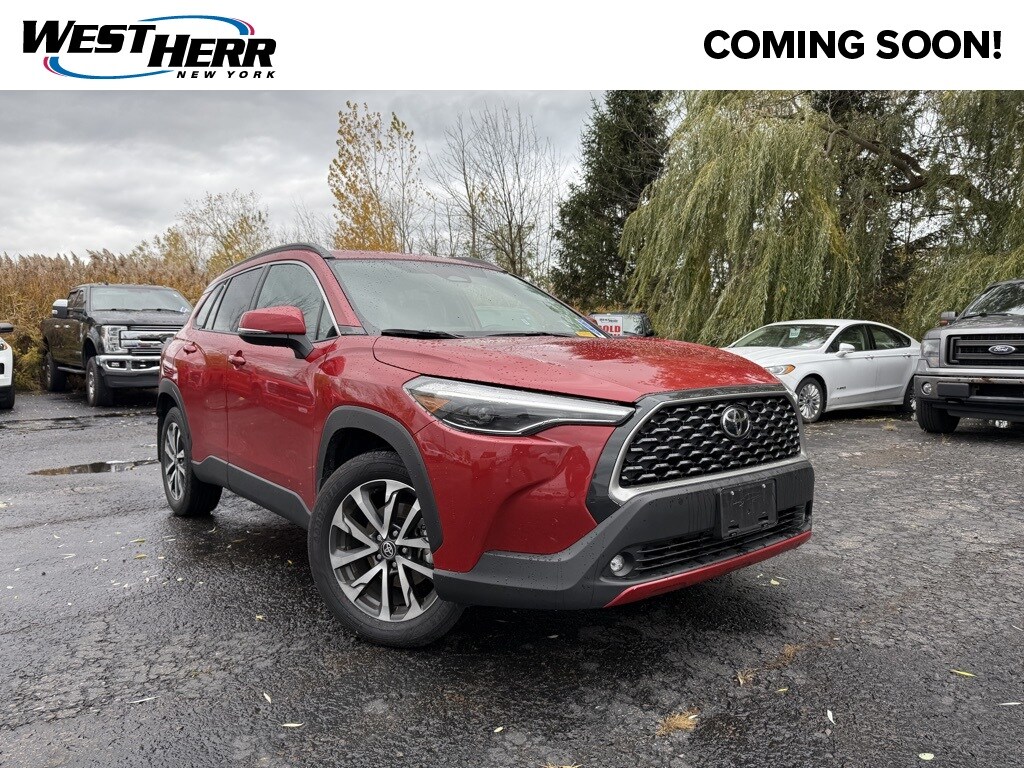 Used 2024 Toyota Corolla Cross XLE SUV