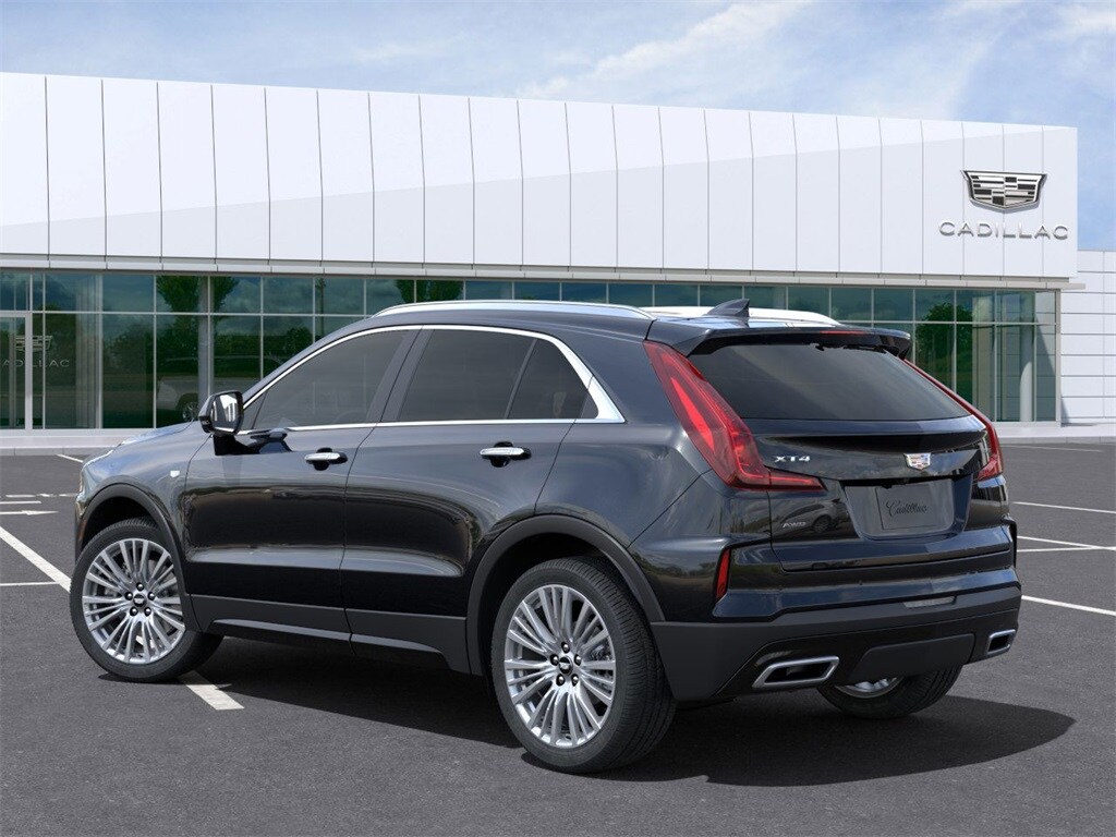 2025 Cadillac XT4 Premium Luxury photo 2