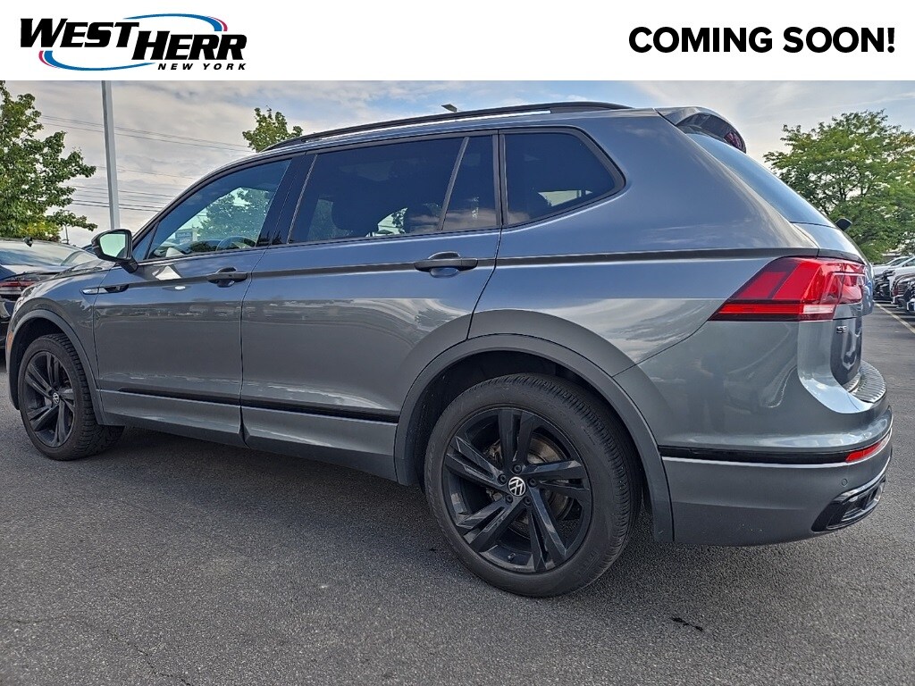 2023 Volkswagen Tiguan SE R-Line Black photo 2