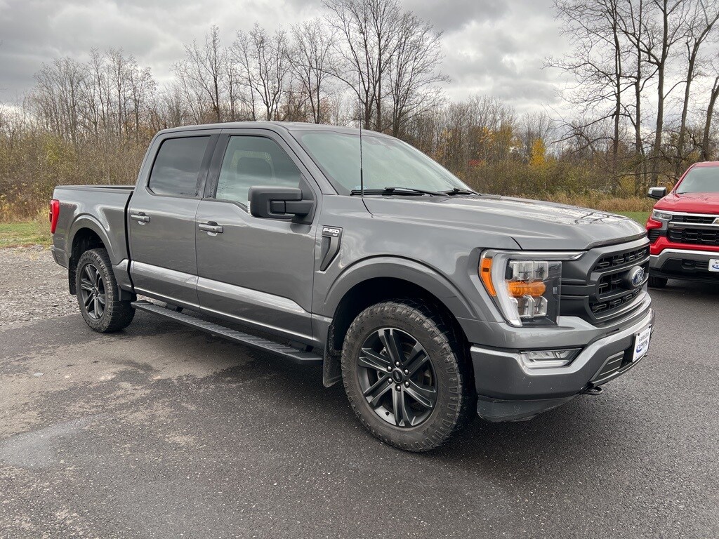 2021 Ford F-150 XLT photo 4