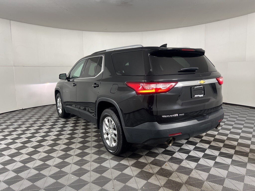 Used 2018 Chevrolet Traverse LT Cloth w/1LT SUV