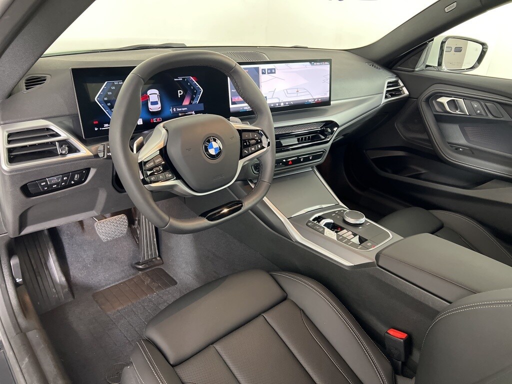 2025 Bmw 230i xDrive Coupe photo 2