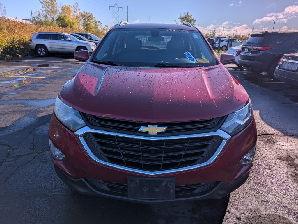 2019 Chevrolet Equinox LT photo 2