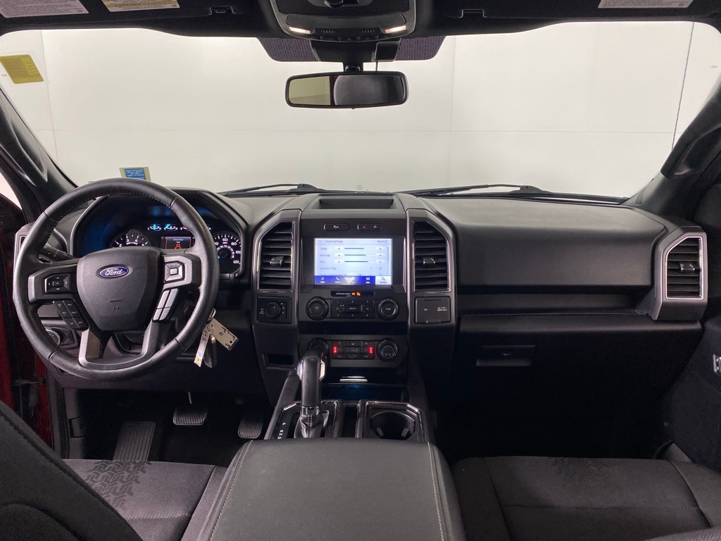 2020 Ford F-150 XLT photo 3