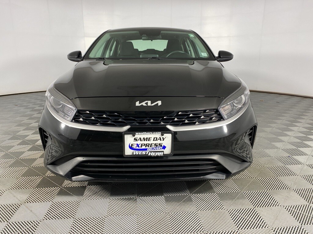 Used 2023 Kia Forte LXS Sedan
