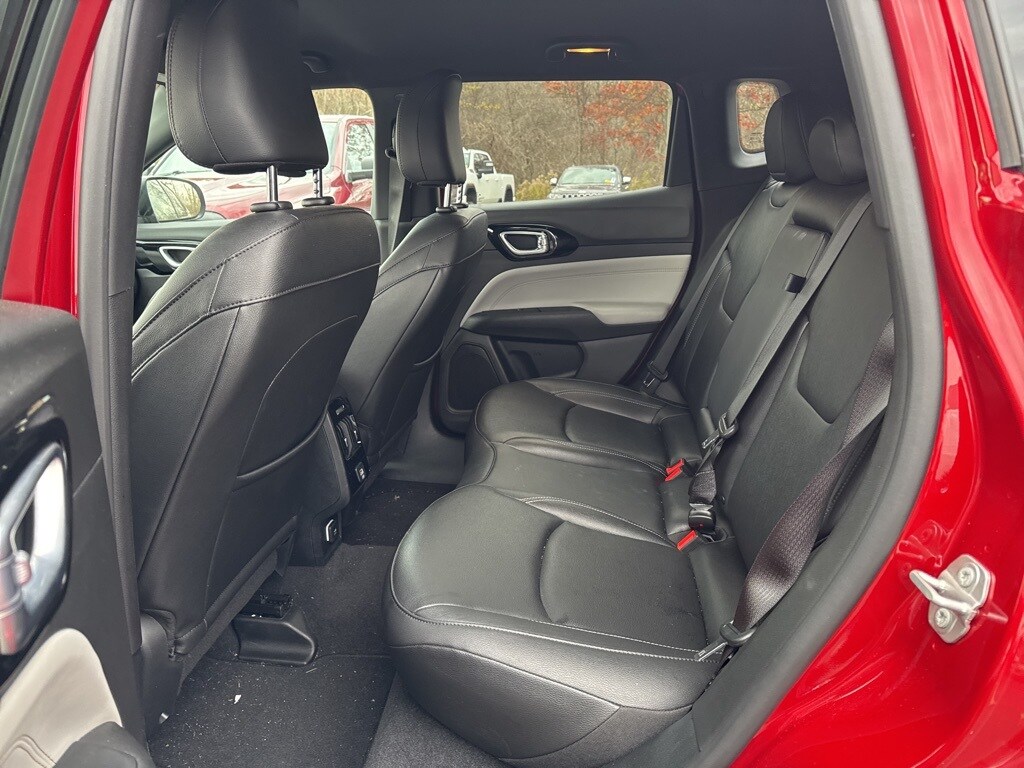 Used 2025 Jeep Compass Limited SUV