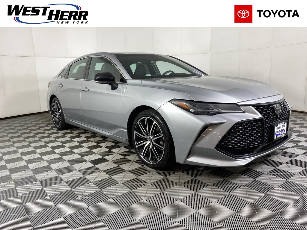 Used 2019 Toyota Avalon Sedan