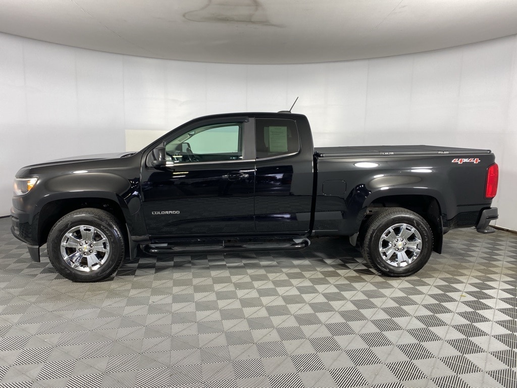 Used 2017 Chevrolet Colorado LT Truck Extended Cab