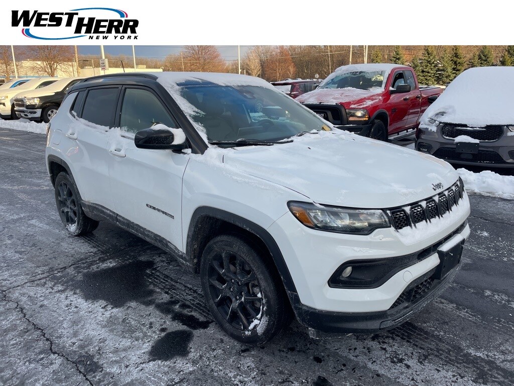 Used 2023 Jeep Compass Latitude SUV