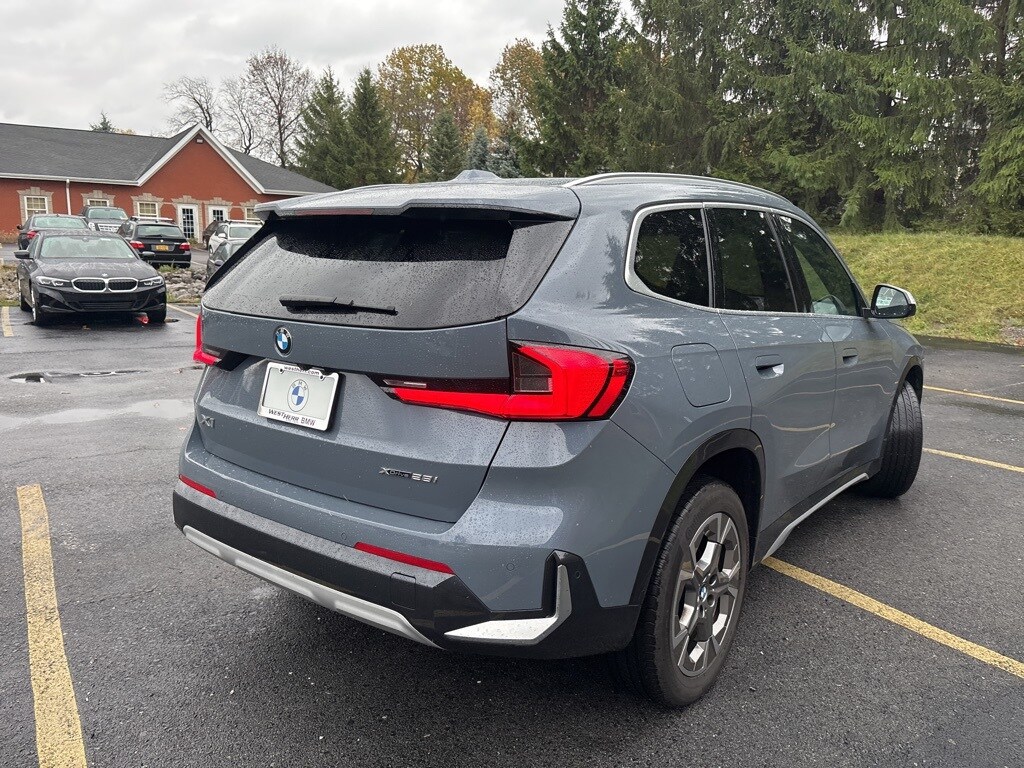 2023 Bmw X1 XDrive28i photo 3