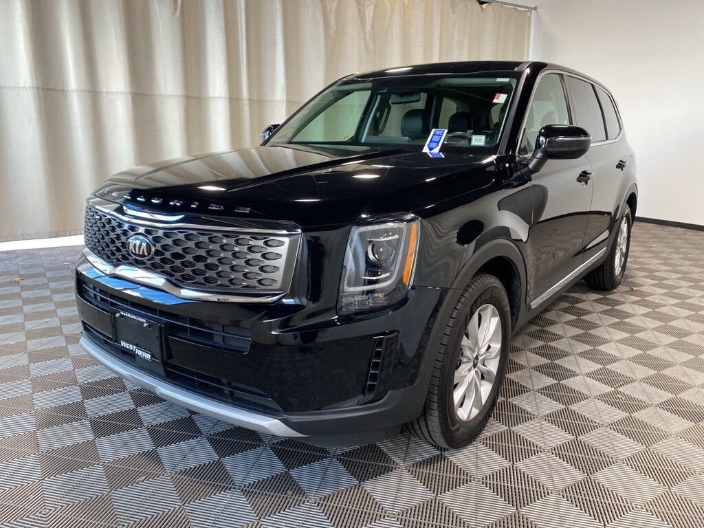 2020 Kia Telluride LX photo 3