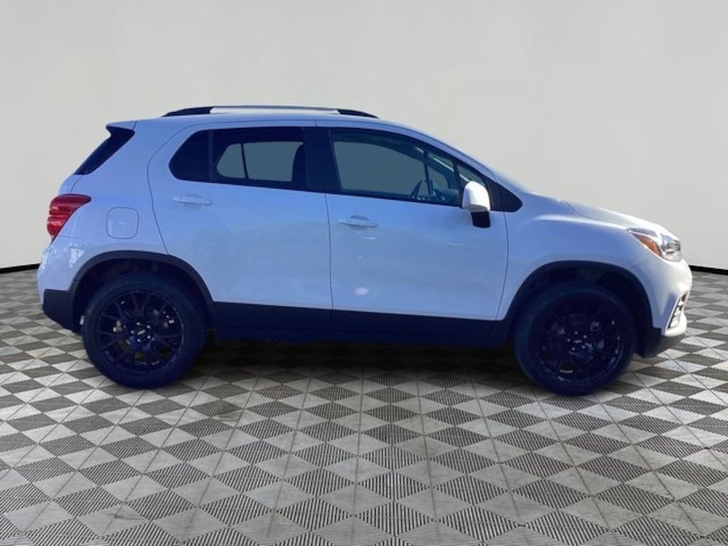 Used 2022 Chevrolet Trax LT SUV