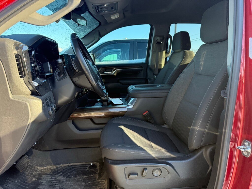 Used 2022 Chevrolet Silverado 1500 LT Trail Boss Truck Crew Cab