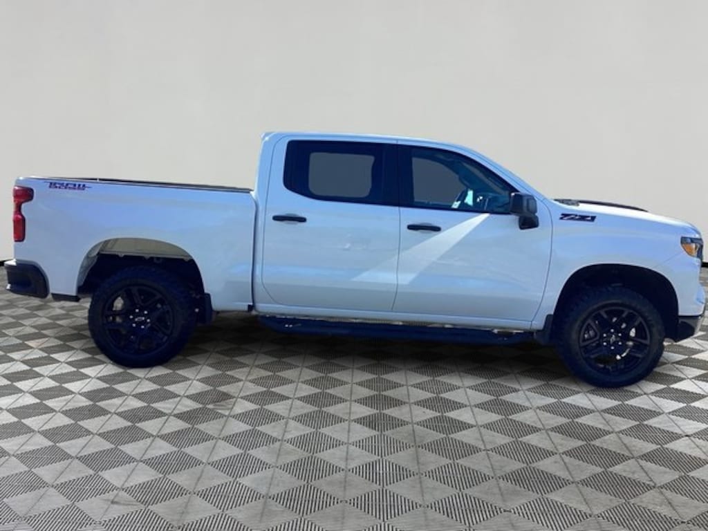 Used 2025 Chevrolet Silverado 1500 Custom Trail Boss Truck Crew Cab