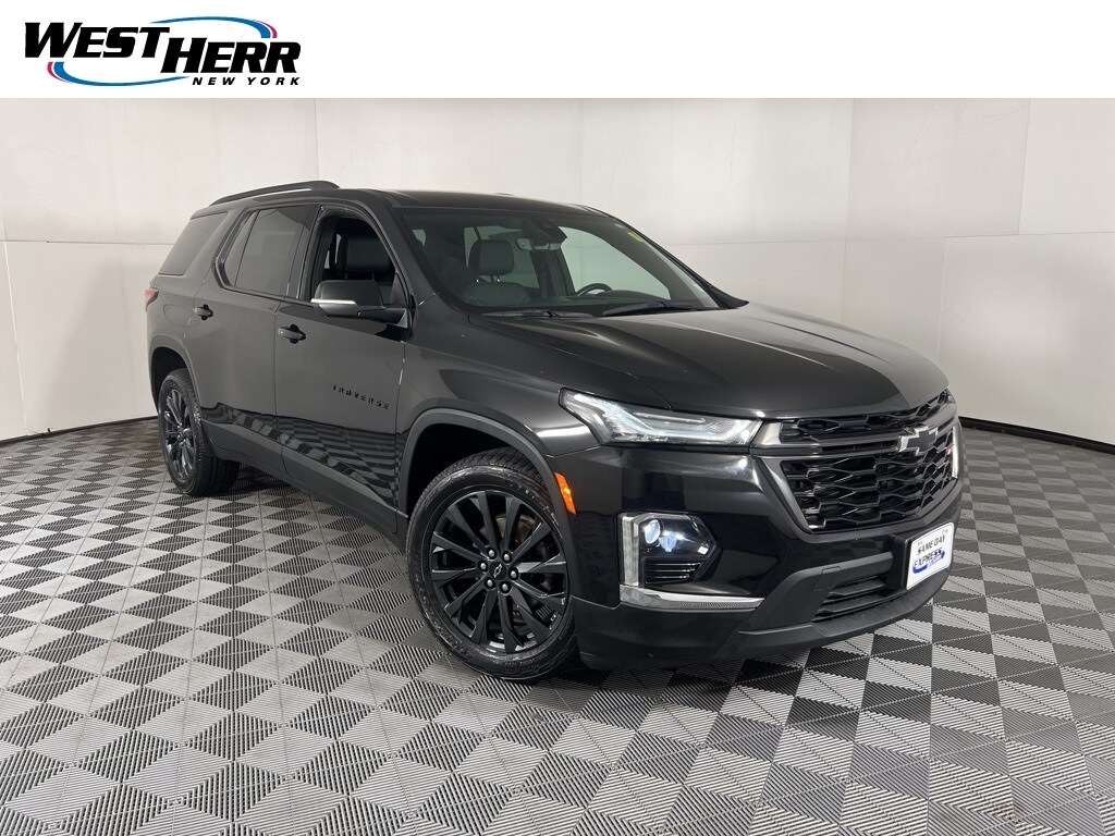Used 2023 Chevrolet Traverse RS SUV