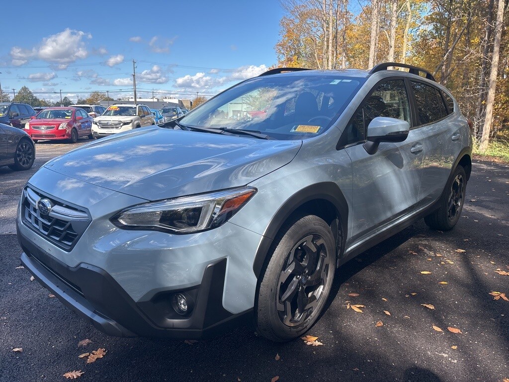 2023 Subaru Crosstrek Limited photo 2