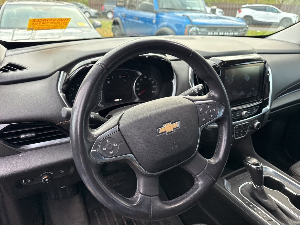2018 Chevrolet Traverse Cloth 1LT photo 3