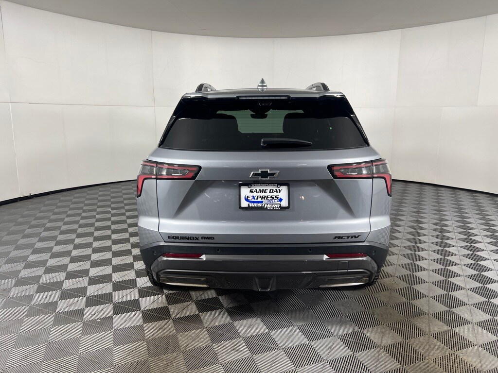 2025 Chevrolet Equinox ACTIV photo 2