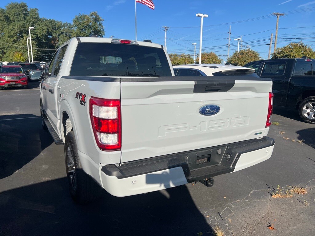 2023 Ford F-150 XL photo 3