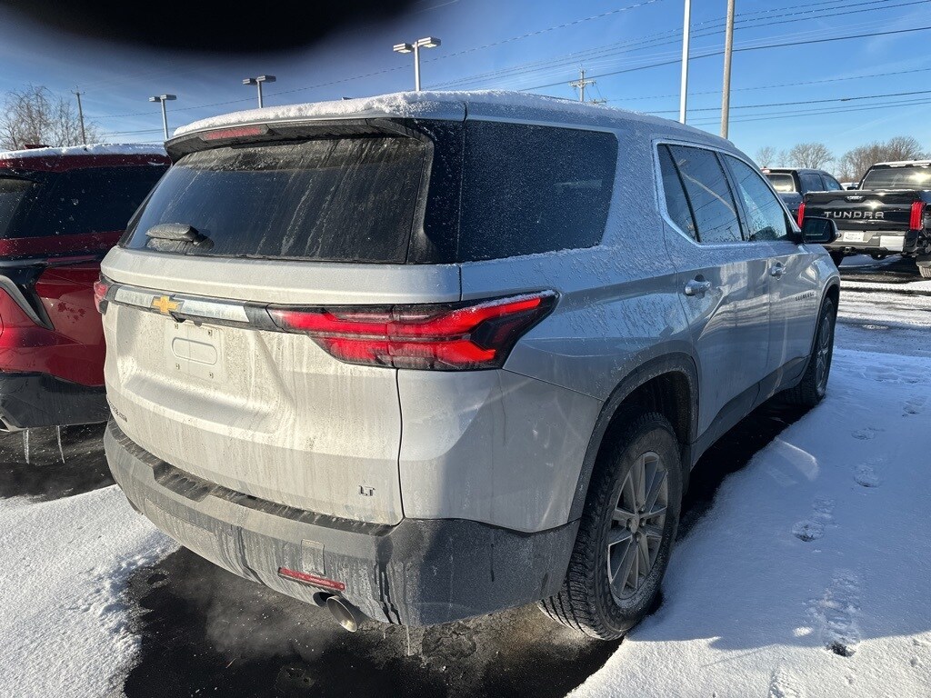 Used 2022 Chevrolet Traverse LT Cloth w/1LT SUV