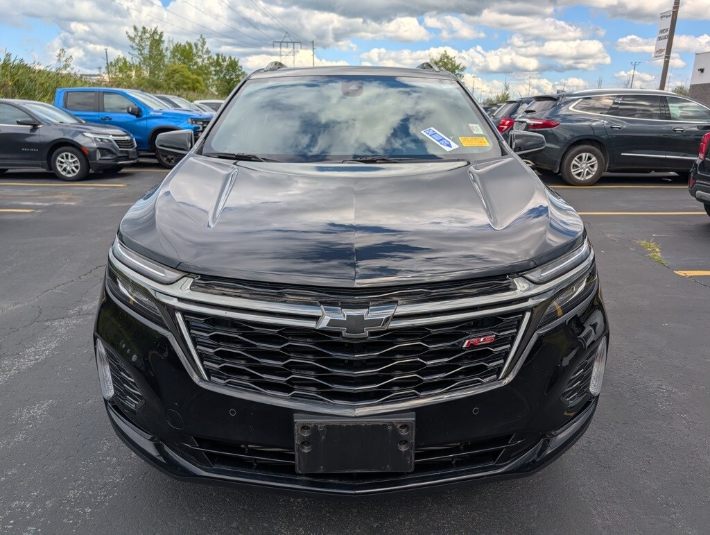 2023 Chevrolet Equinox RS photo 2