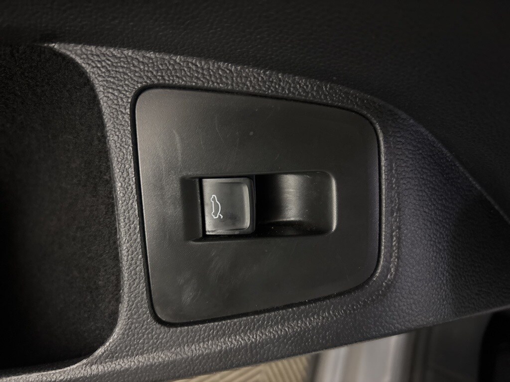 Used 2024 Volkswagen Tiguan 2.0T SE SUV