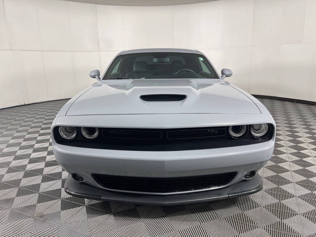 2022 Dodge Challenger R/T photo 2