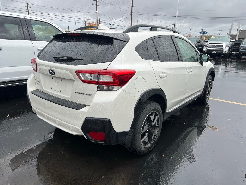 2019 Subaru Crosstrek 2.0i Premium photo 2