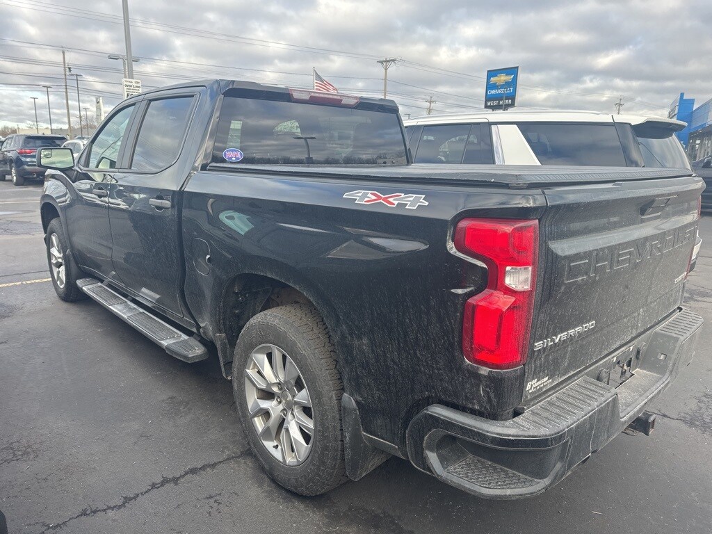 2019 Chevrolet Silverado 1500 Custom photo 3