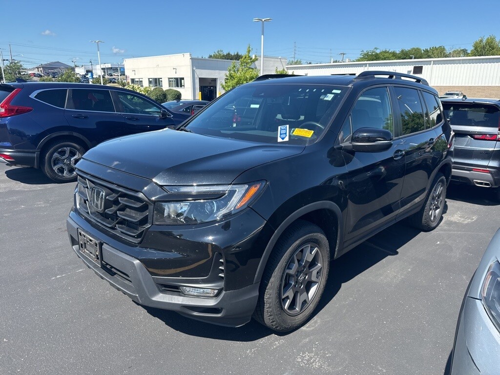 2022 Honda Passport TrailSport photo 3
