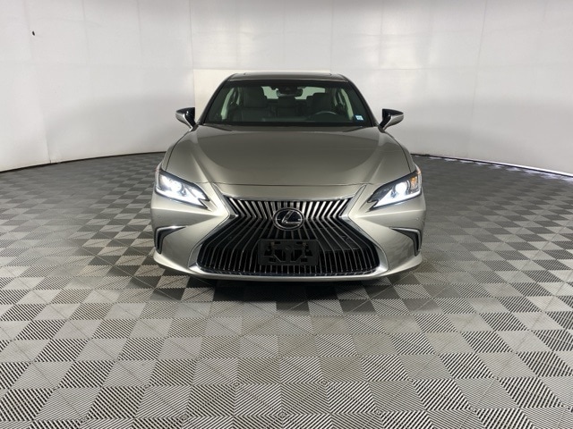Used 2020 Lexus ES 350 with VIN 58ADZ1B18LU078062 for sale in Bowmansville, NY