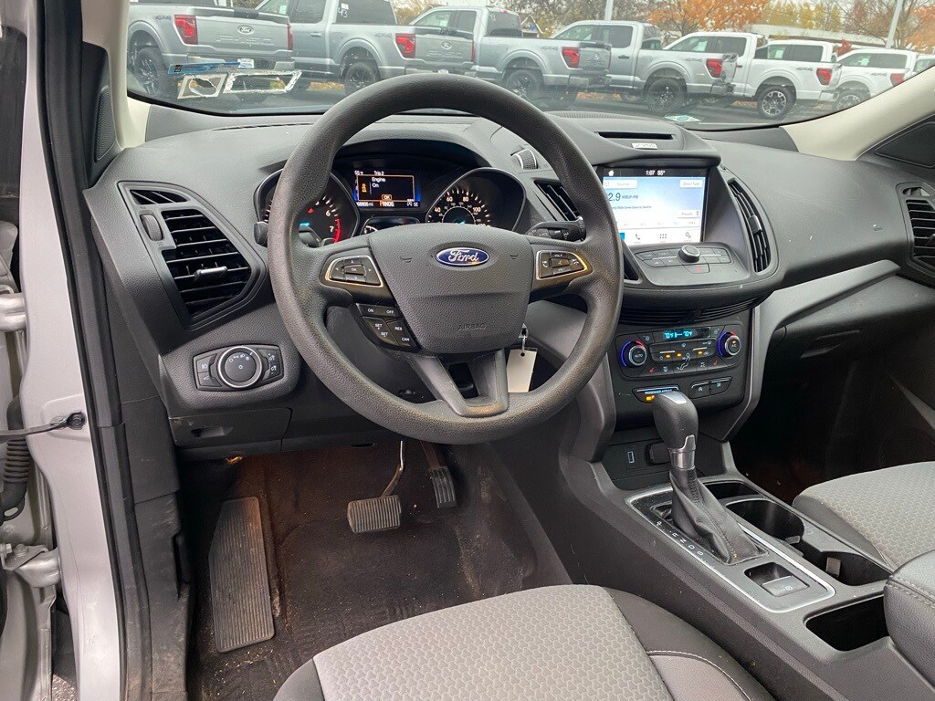 Used 2017 Ford Escape SE SUV