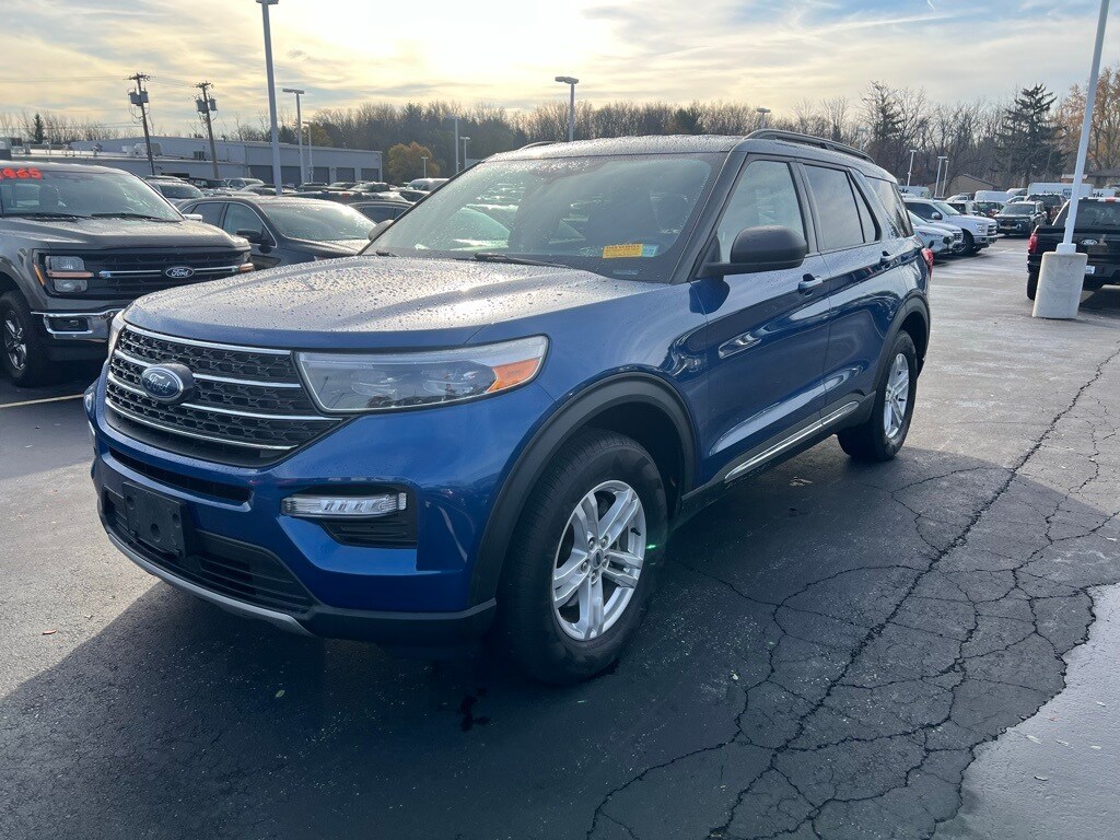 2022 Ford Explorer XLT photo 3