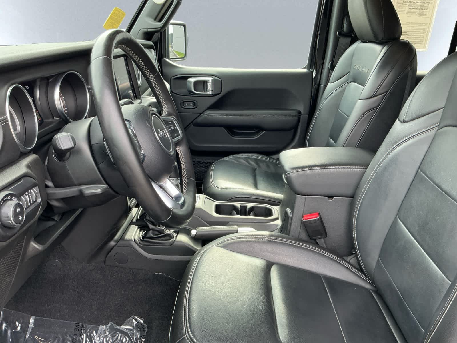 used 2022 Jeep Gladiator car, priced at $28,258