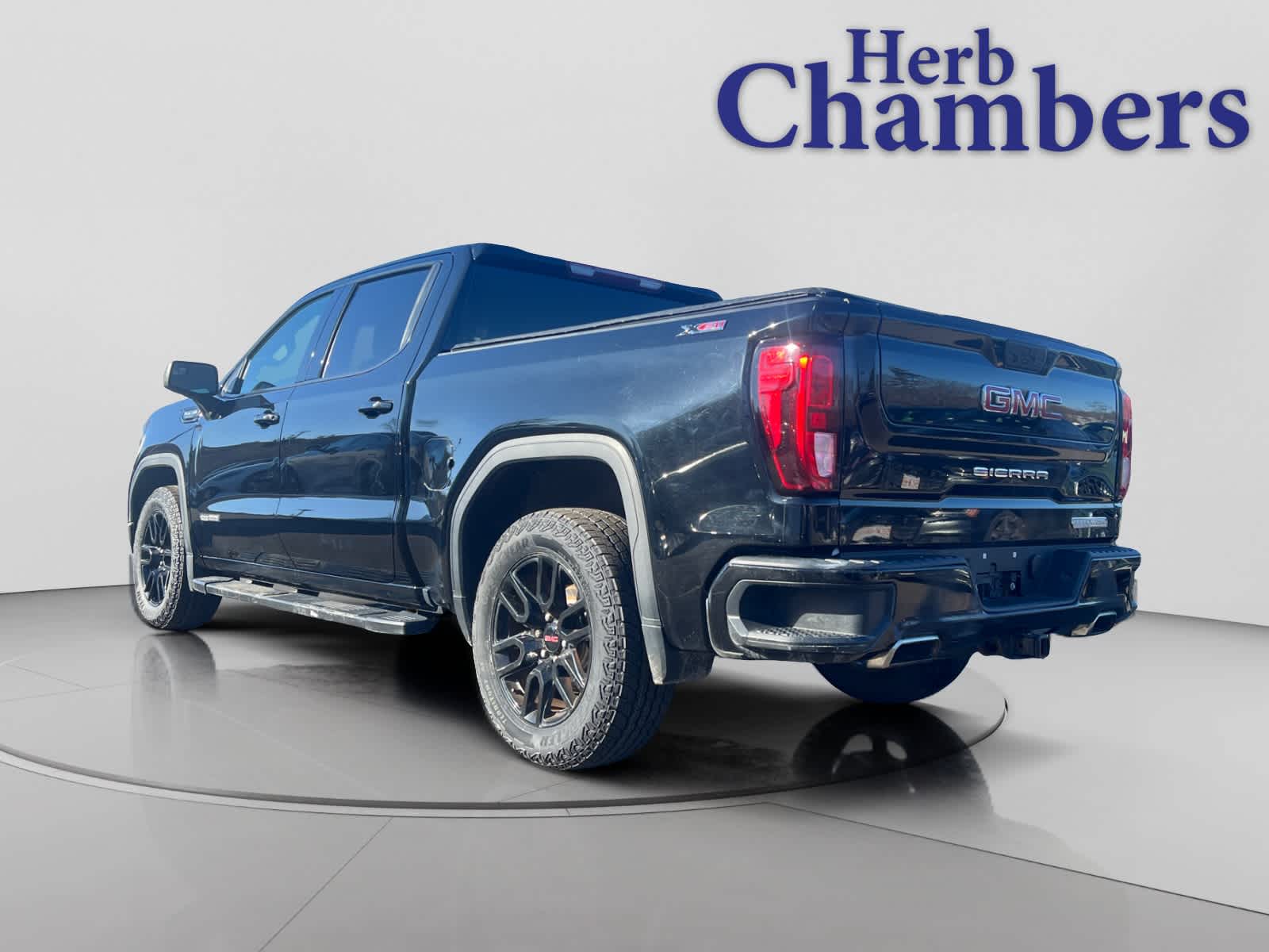 used 2021 GMC Sierra 1500 car, priced at $26,996