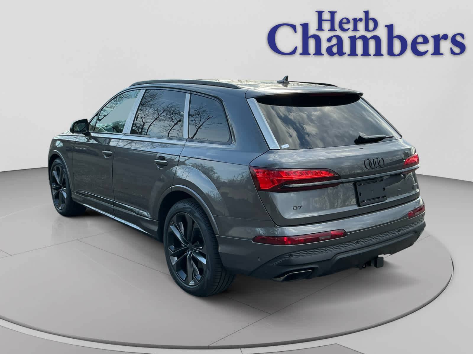 new 2026 Audi Q7 car, priced at $77,745