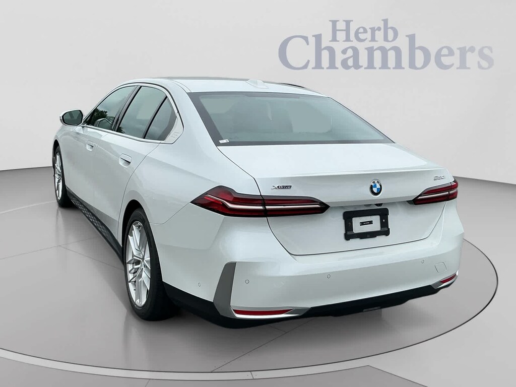 Used 2024 BMW 530i xDrive Sedan