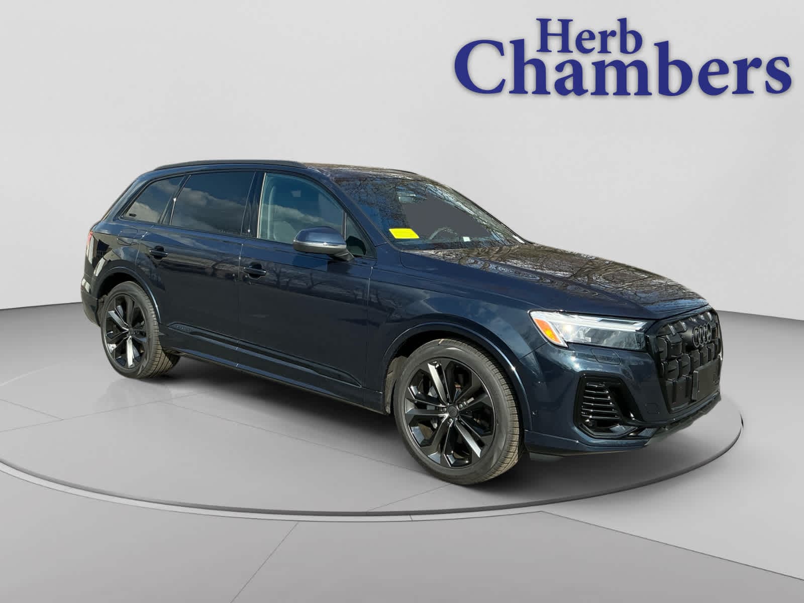 new 2026 Audi Q7 car, priced at $78,445