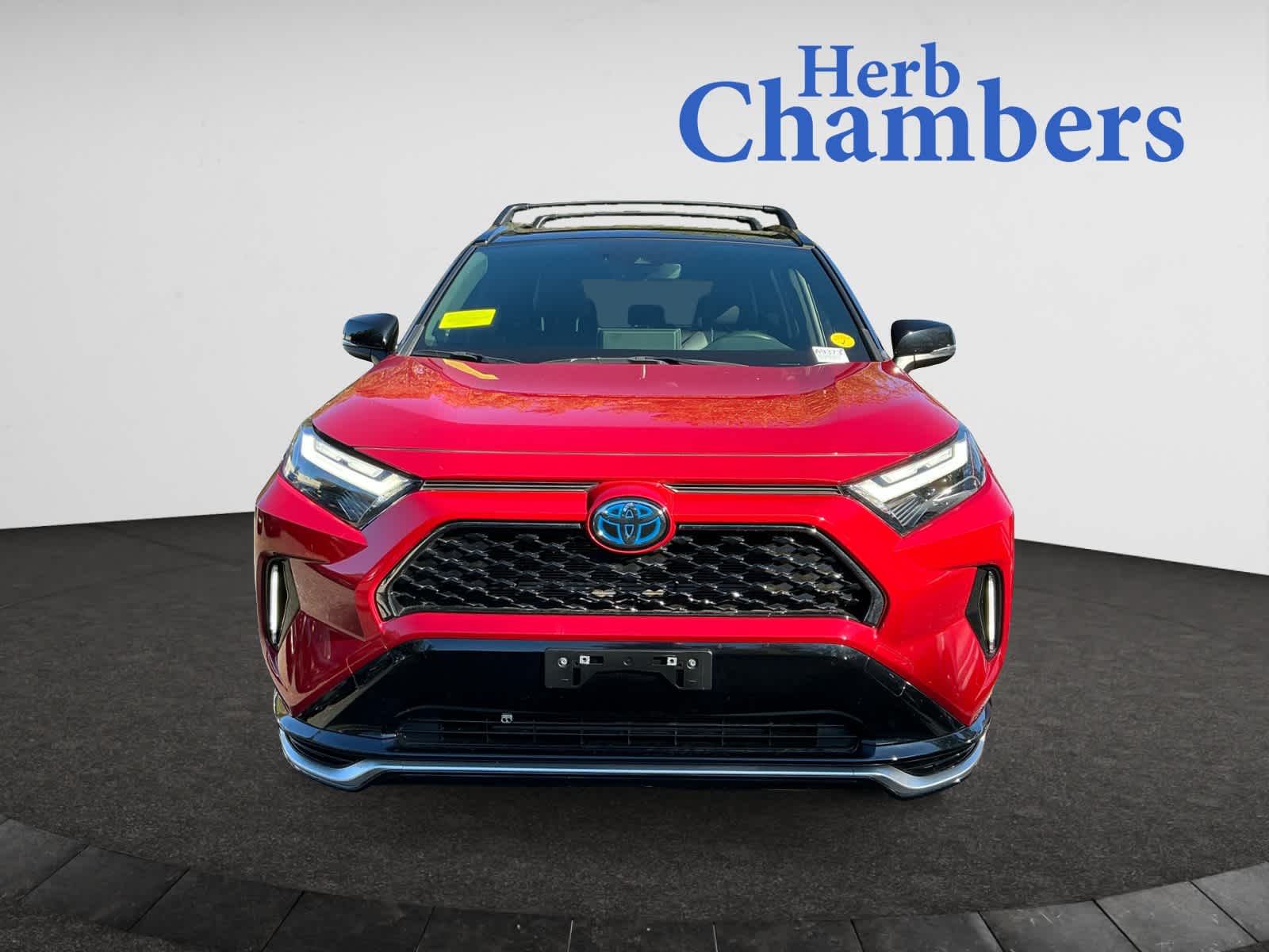 2022 Toyota RAV4 Prime XSE photo 2