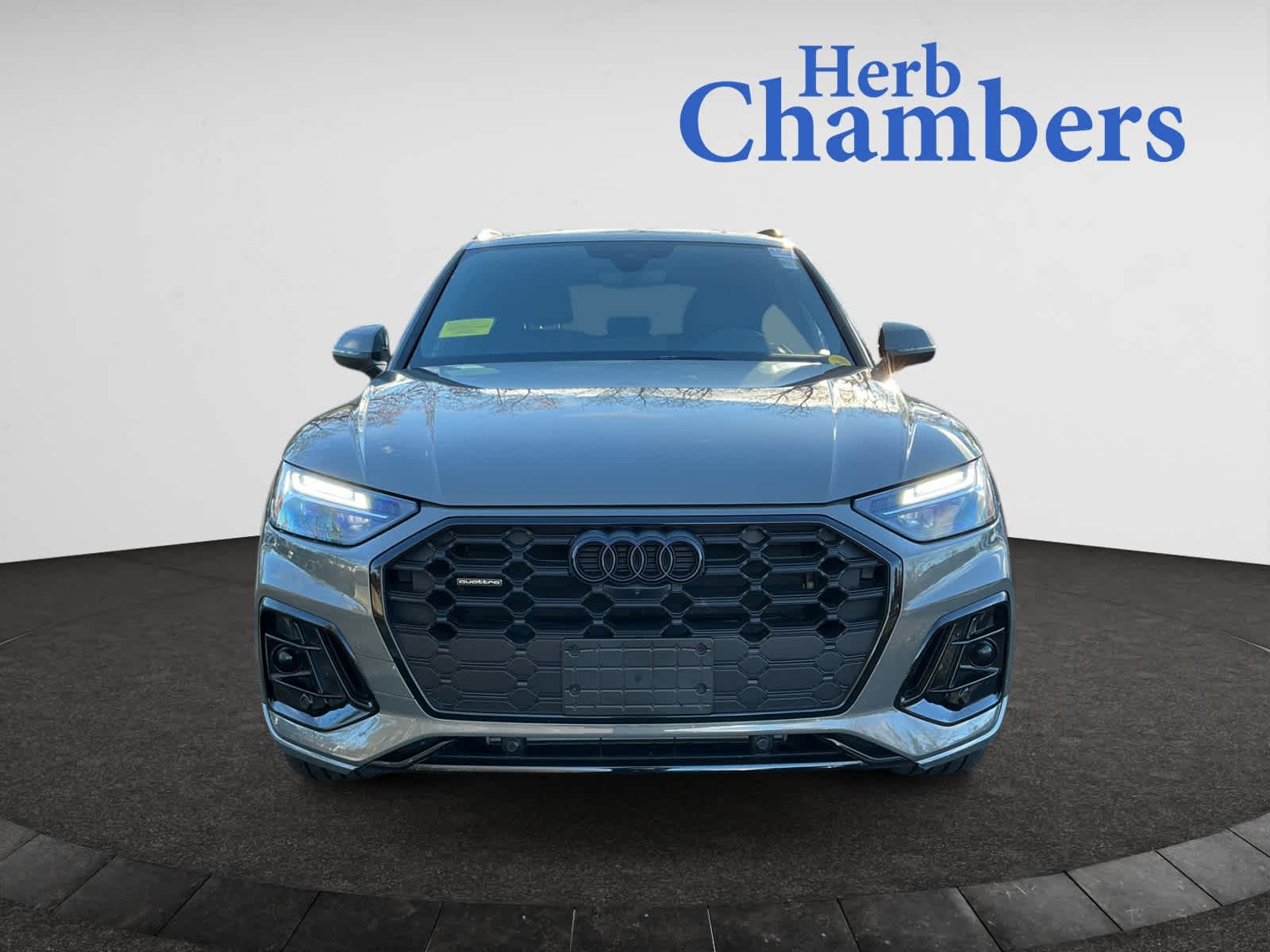 2025 Audi Q5 45 S line Premium photo 2