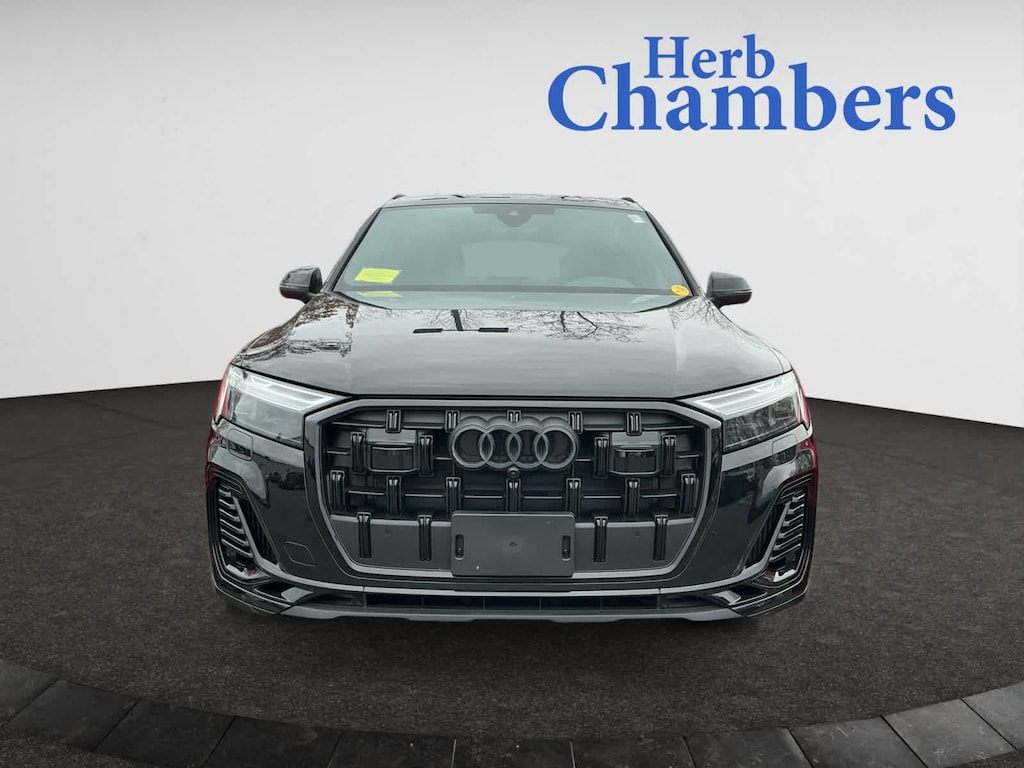 Certified 2025 Audi Q7 55 Premium SUV