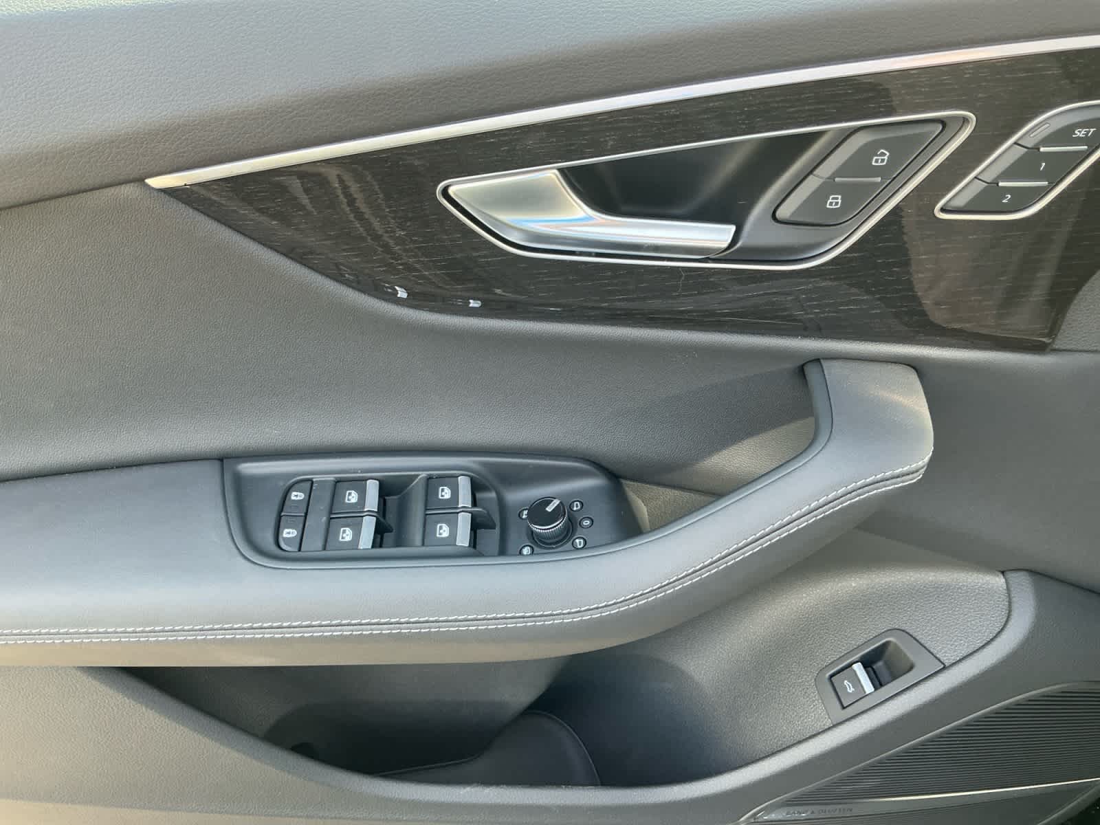 new 2026 Audi Q7 car, priced at $78,495