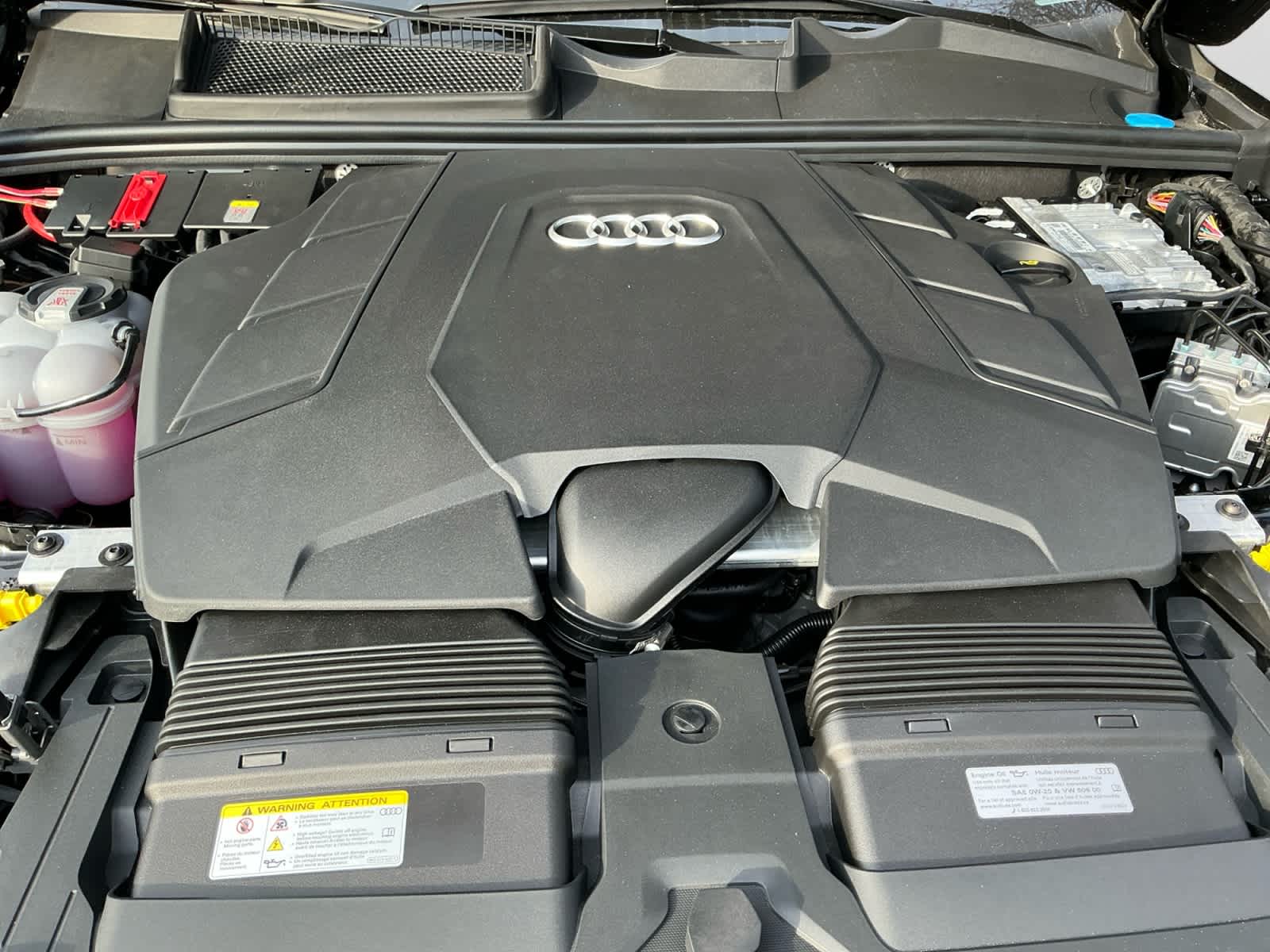 new 2026 Audi Q7 car, priced at $77,140