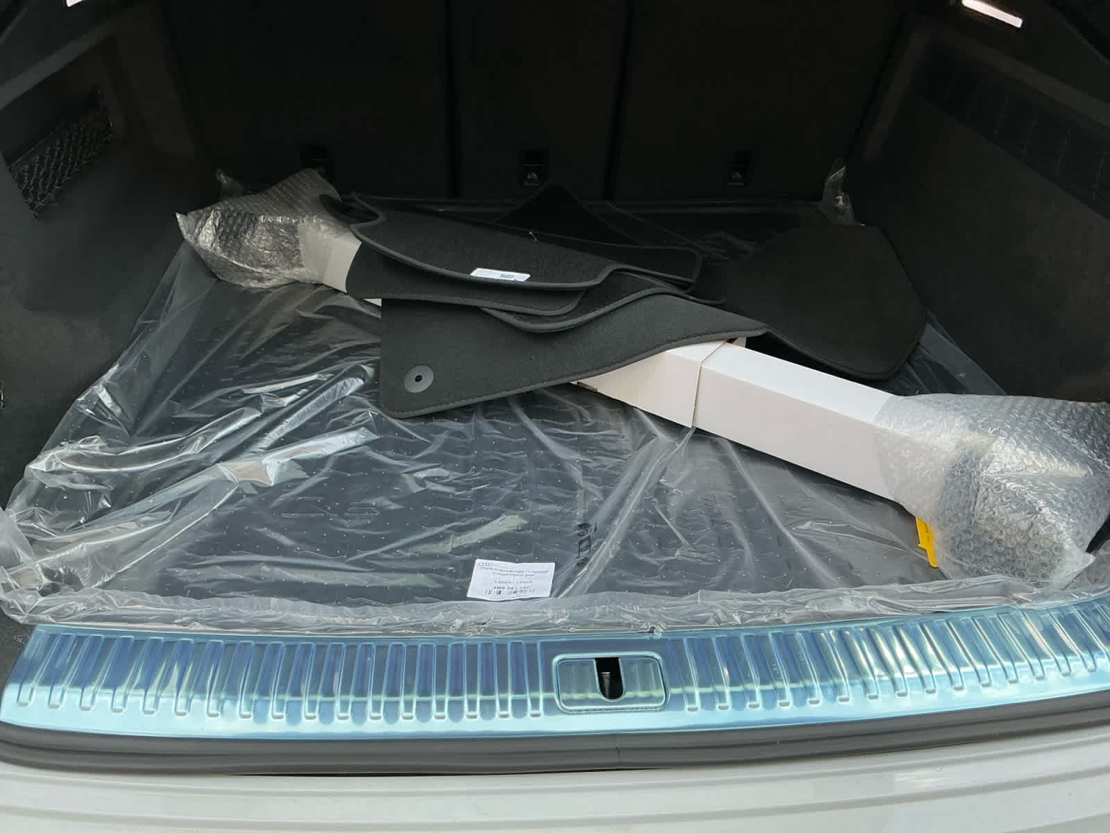 new 2026 Audi Q8 car, priced at $86,300