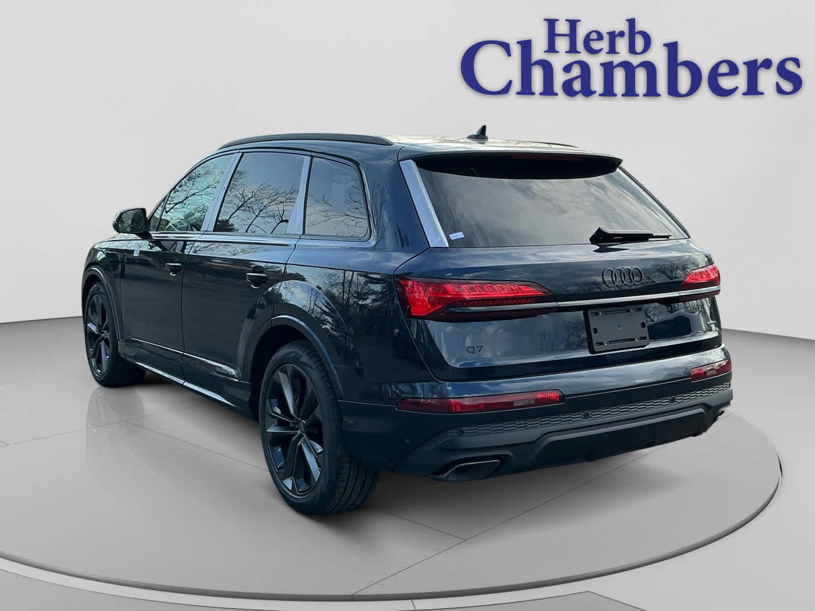 new 2026 Audi Q7 car, priced at $76,750