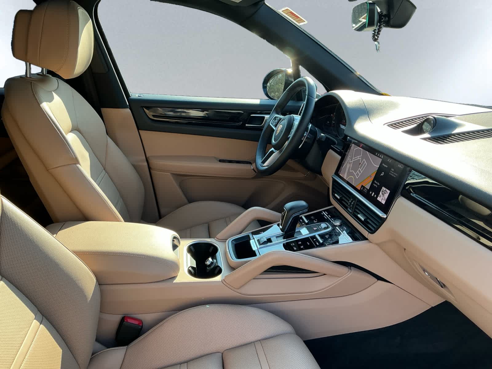 used 2021 Porsche Cayenne car, priced at $32,998
