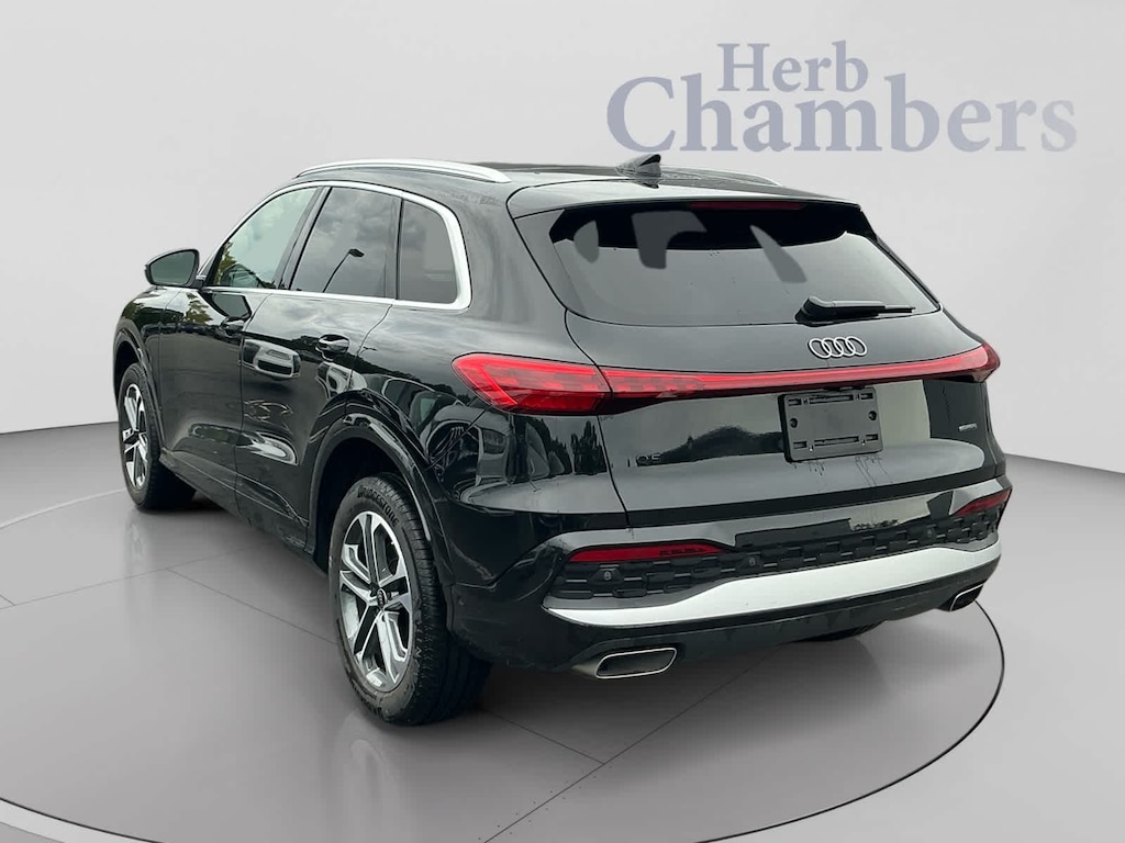 Certified 2025 Audi Q5 2.0T Premium SUV