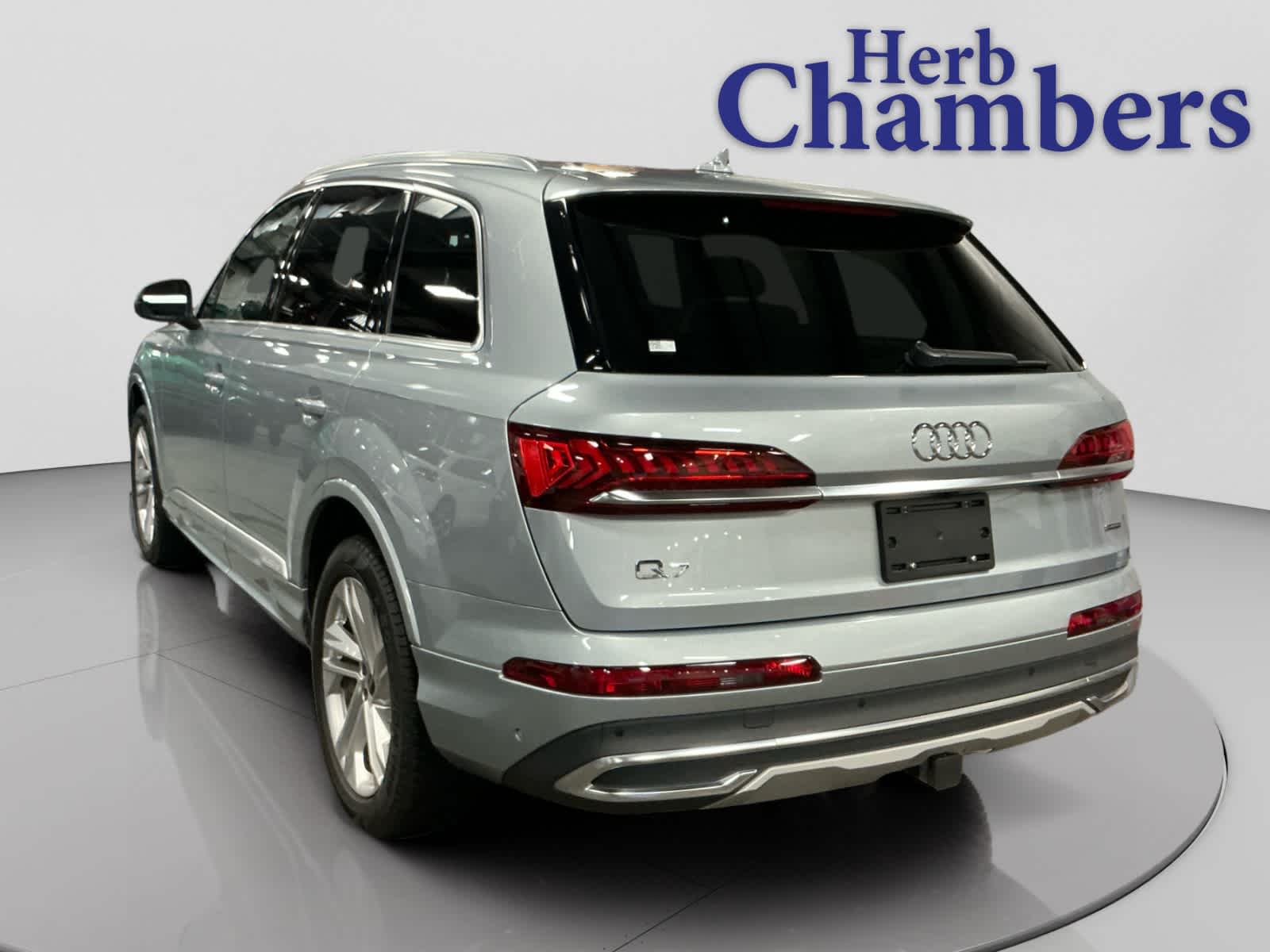 used 2023 Audi Q7 car, priced at $40,999