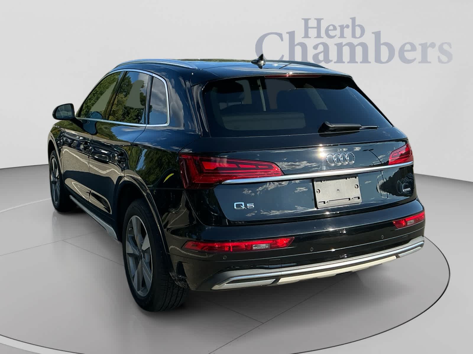 Used 2024 Audi Q5 40 Premium Plus SUV