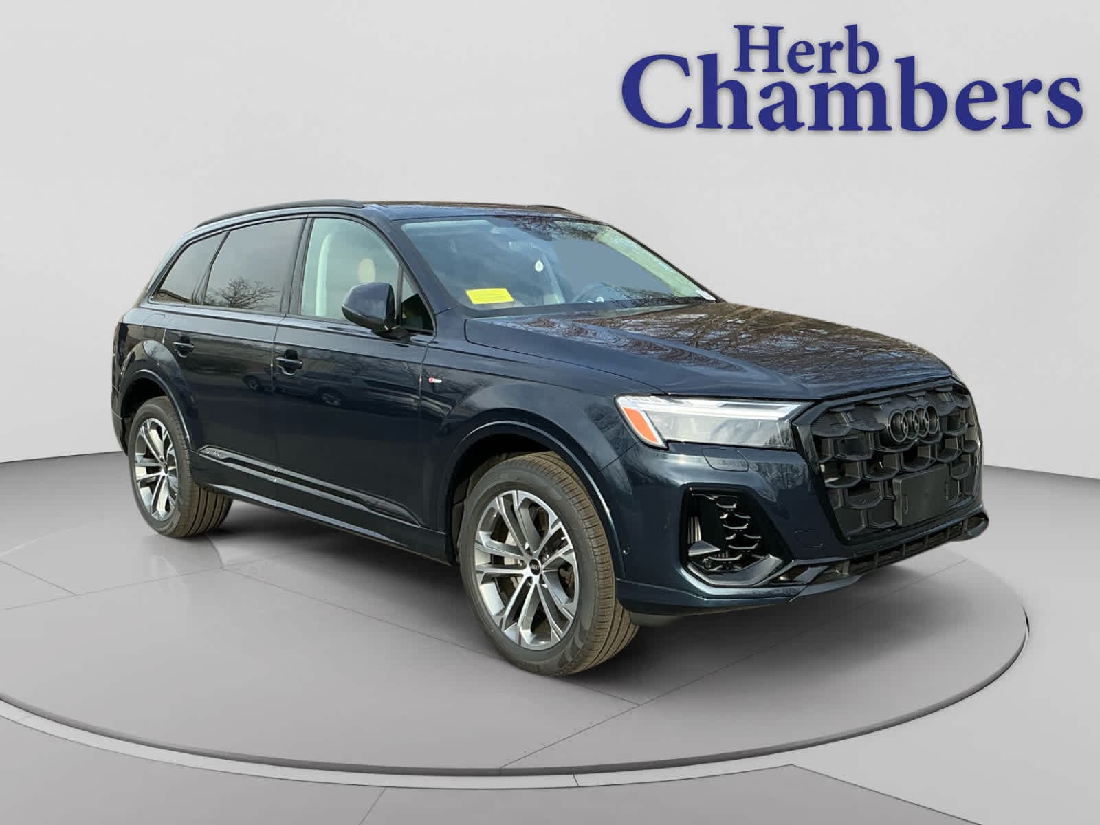 new 2026 Audi Q7 car, priced at $72,640